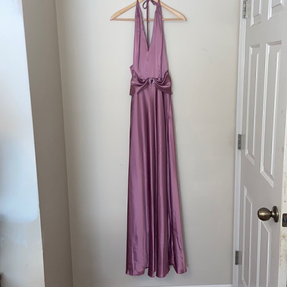 Violet Halter Ball Gown Size: 8
